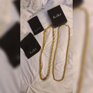 Classy vintage Erwin Pearl gold tone necklaces